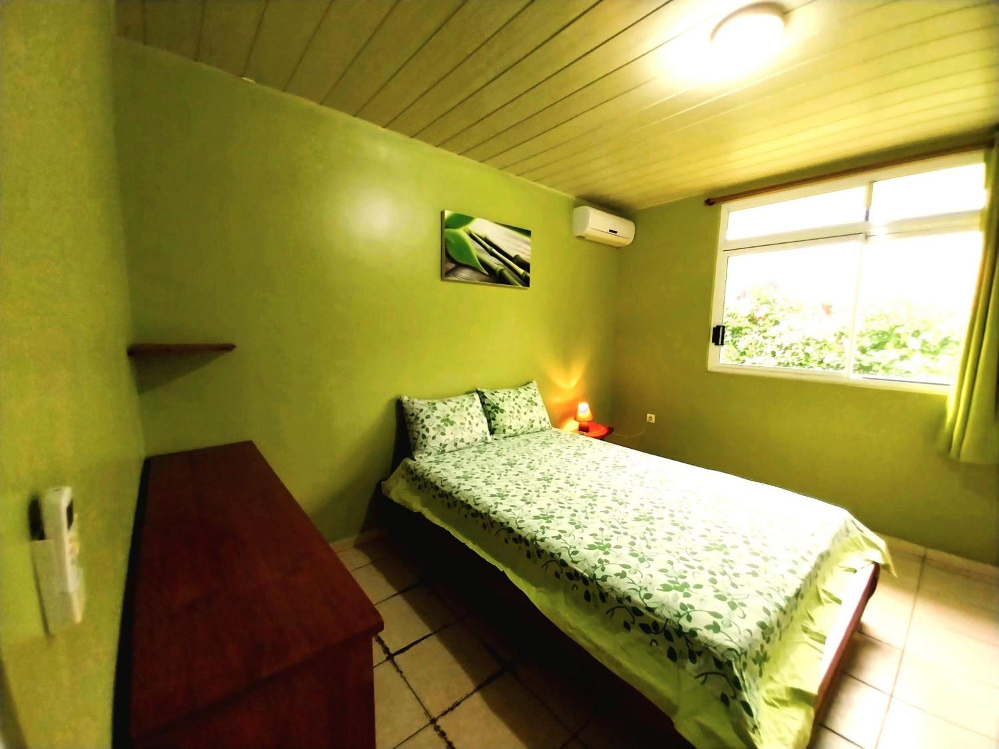 Moorea - Fare Taina Nui Haapiti Ngoại thất bức ảnh